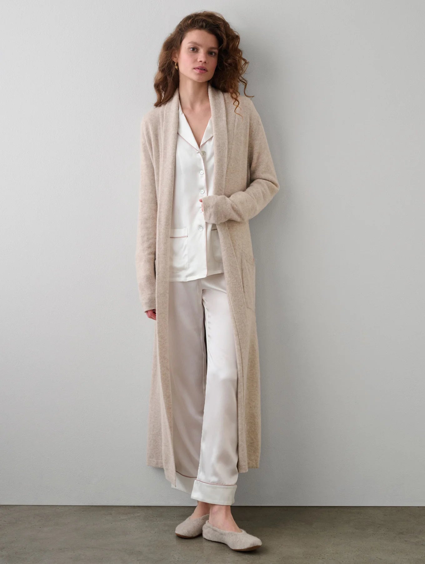 Billie Boutique White + Warren - Cashmere long robe sanwisp