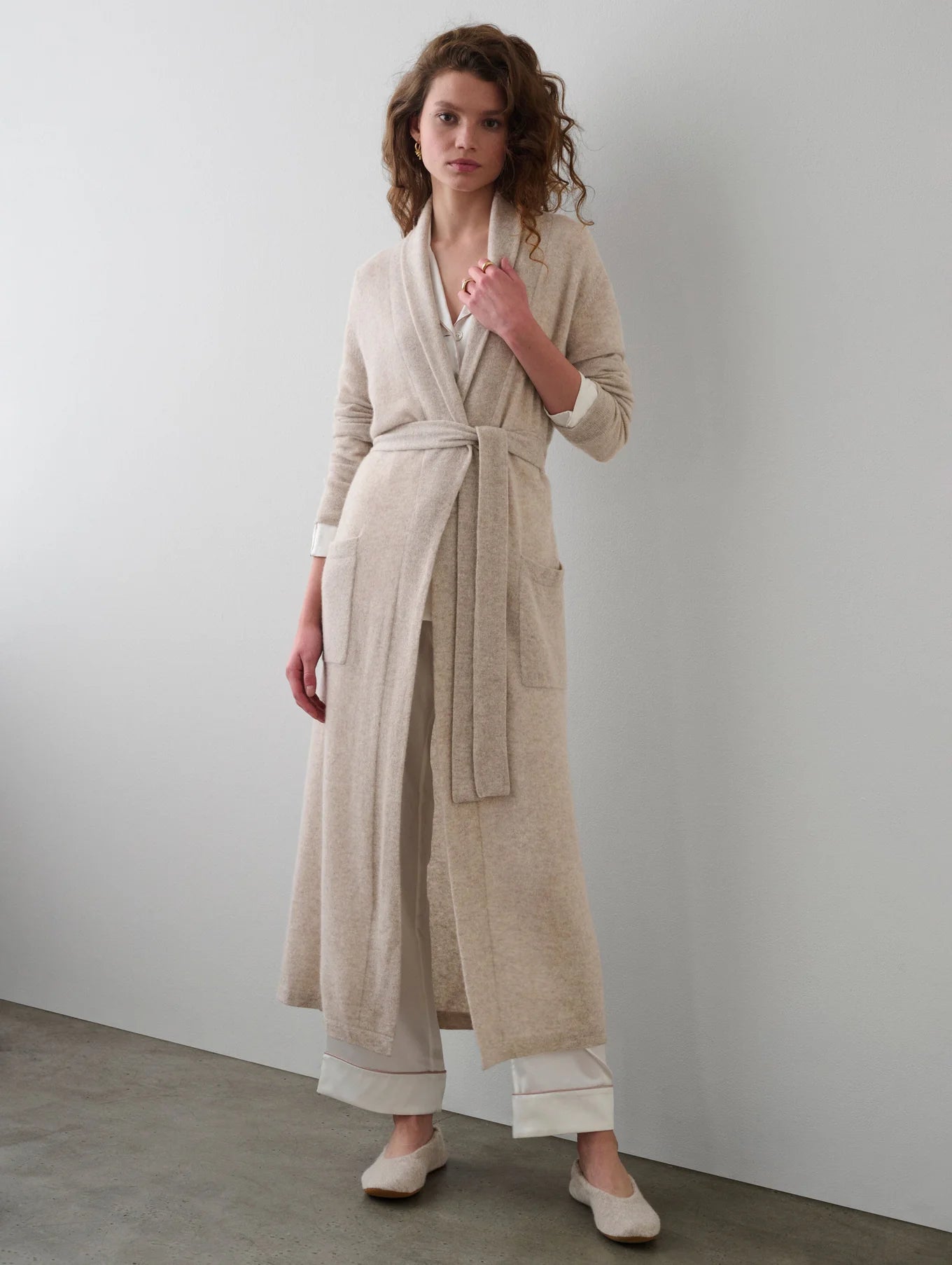 Billie Boutique White + Warren - Cashmere long robe sanwisp