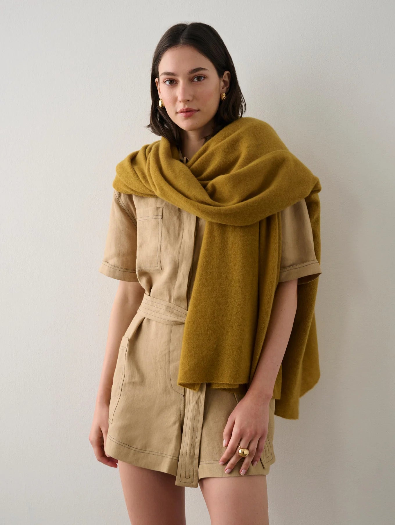 Billie Boutique White + Warren - Cashmere Travel Wrap antique gold heather