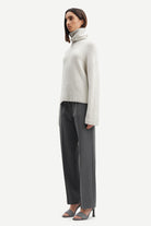 Billie Boutique Samsoe Samsoe - Mandie Turtleneck white onyx