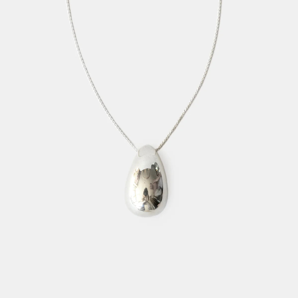 Deux Lions - Moondrop Necklace - Boutique Billie 