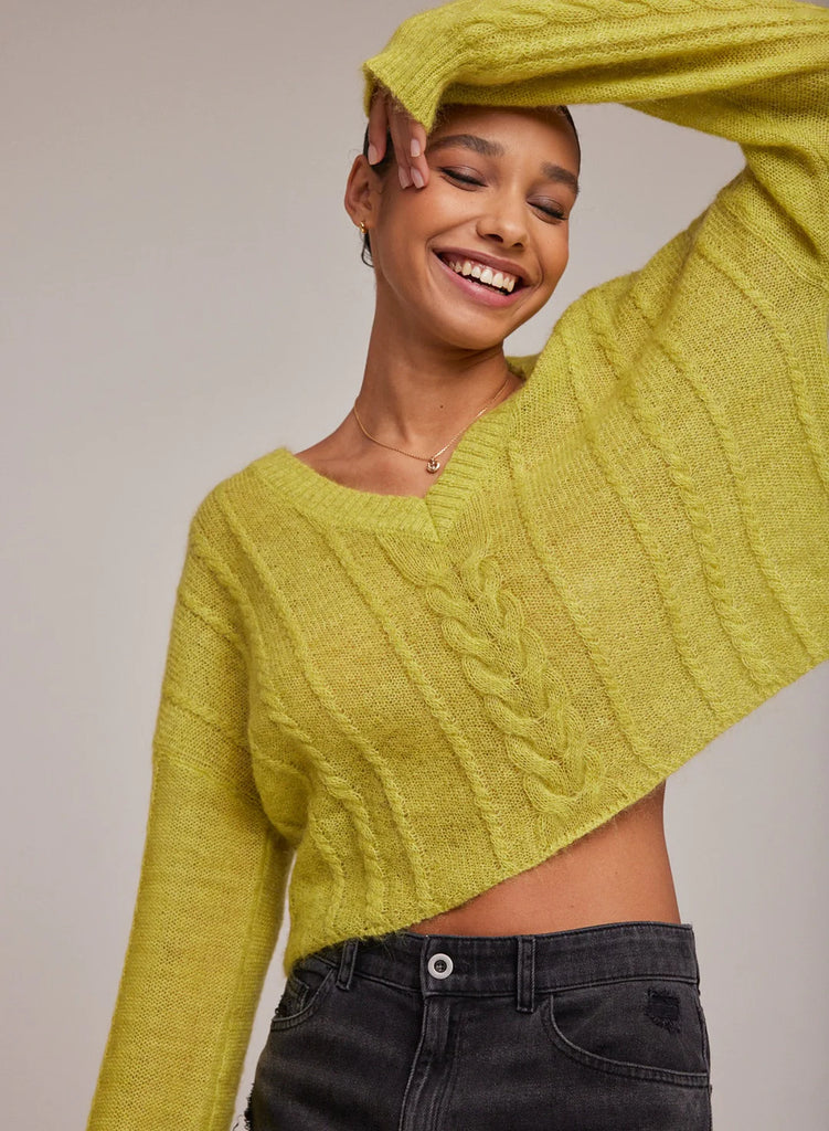 Billie Boutique Bella Dahl - V-neck cropped sweater golden chartreuse