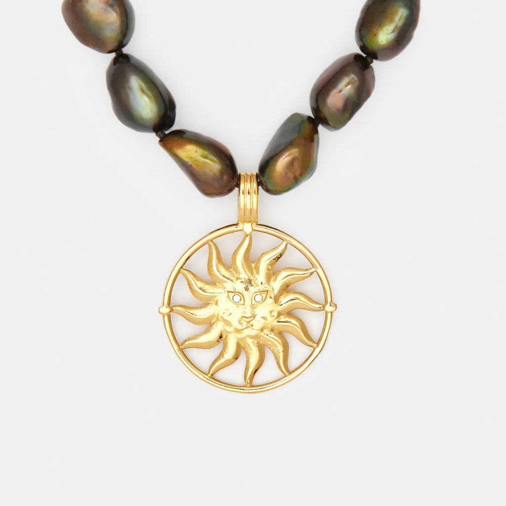 billie boutique deux lions aurora black pearl necklace for her gold vermeil 14k